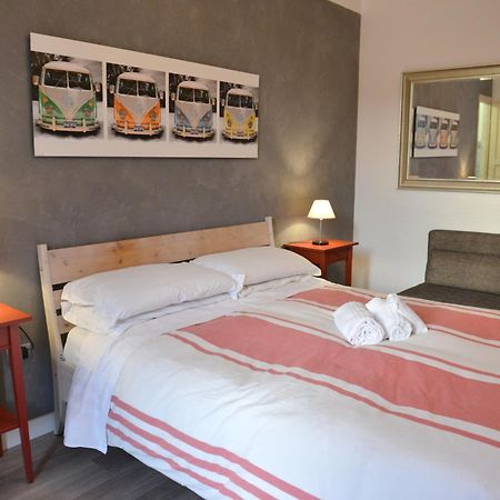 Residenza Del Turista Bed and Breakfast Κατάνια Εξωτερικό φωτογραφία